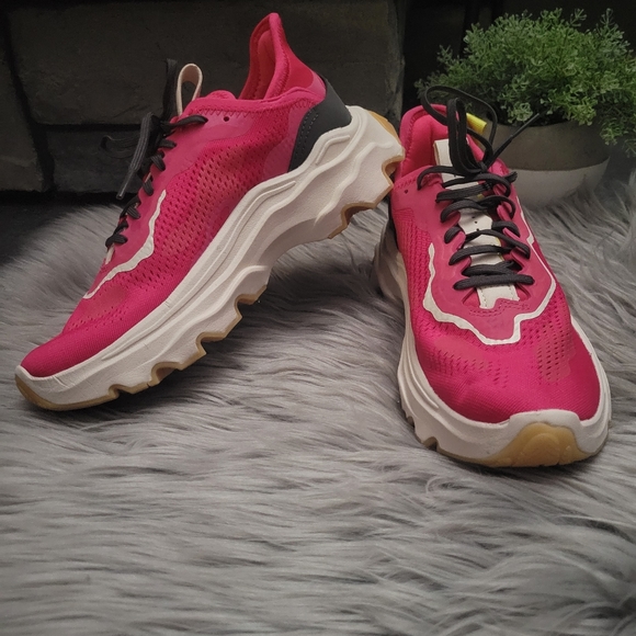 The SOREL Kinetic Breakthru Day Lace sneakers NWT size 7.5 - Picture 7 of 16